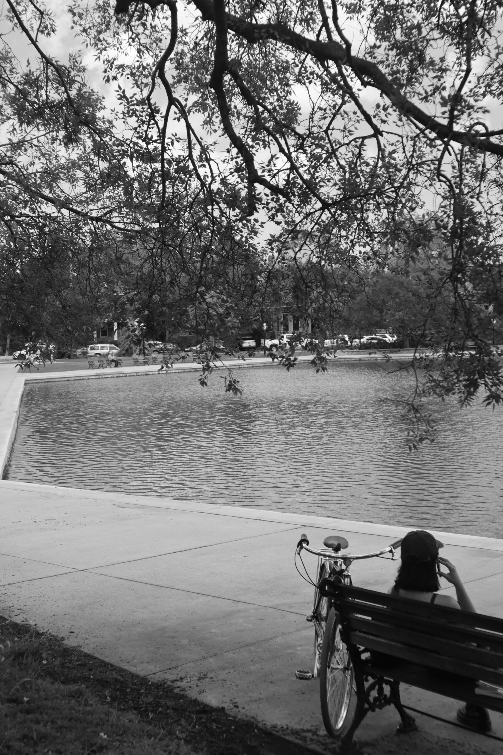 Charleston bike with girl talking to mom